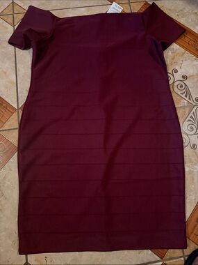 Dorothy Perkins One-Shoulder Bandage Dress in Burgundy